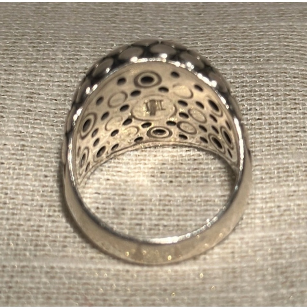 John Hardy Sterling Silver Dome Ring 
Size 8 1/4 - Picture 5 of 7